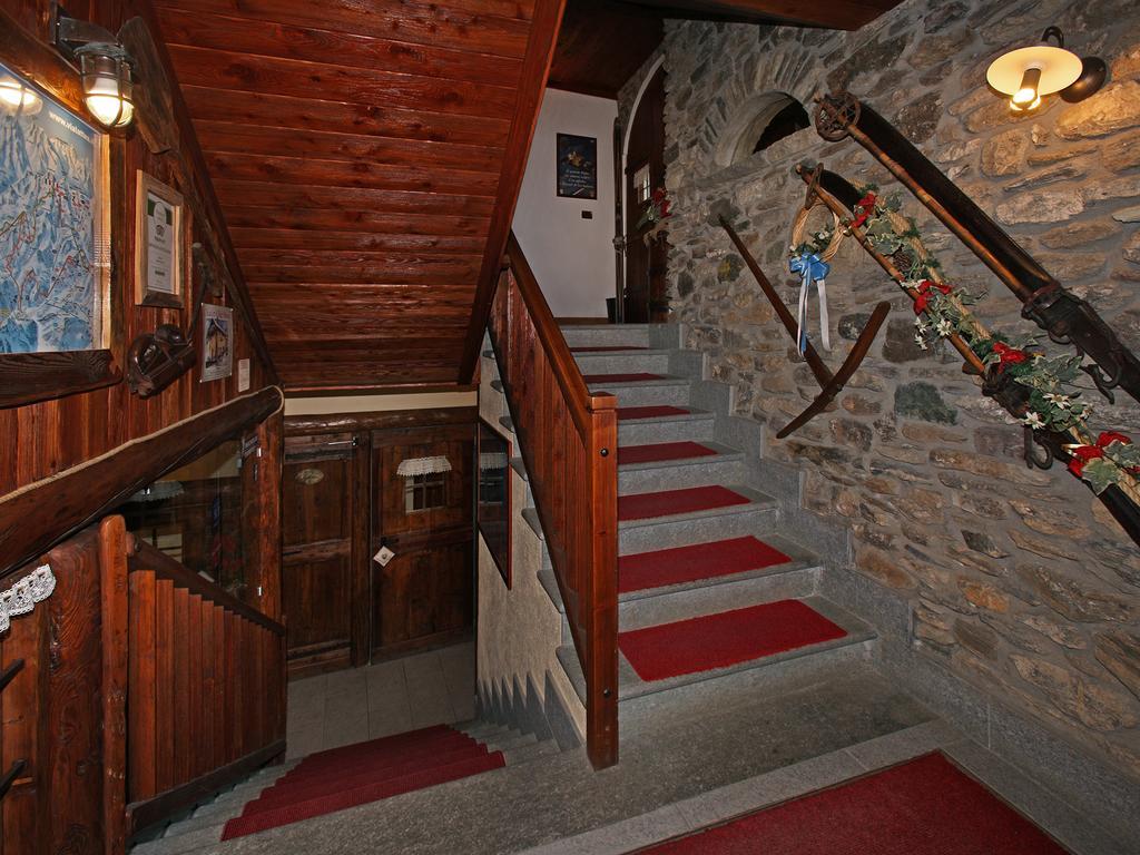 Chalet Chez Nous Oulx Exterior foto